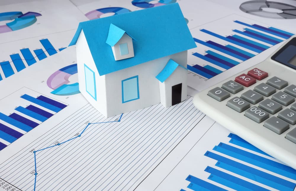 Should I Buy an Investment Property? 6 Things to Consider