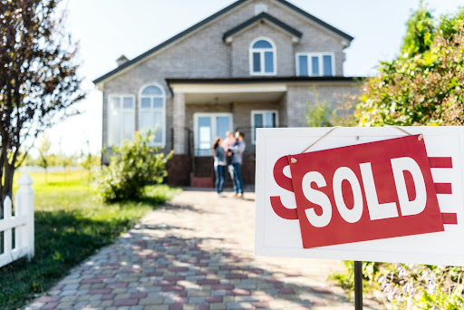 Home Closing with Confidence: Essential Dos and Don’ts for Sellers