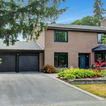 5 Tiffany Crescent