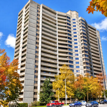 408-415 Greenview Ave
